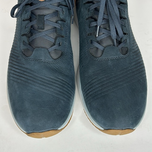 Johnston & Murphy XC4 TR1-Lux Hybrid Shoes - Picture 7 of 16